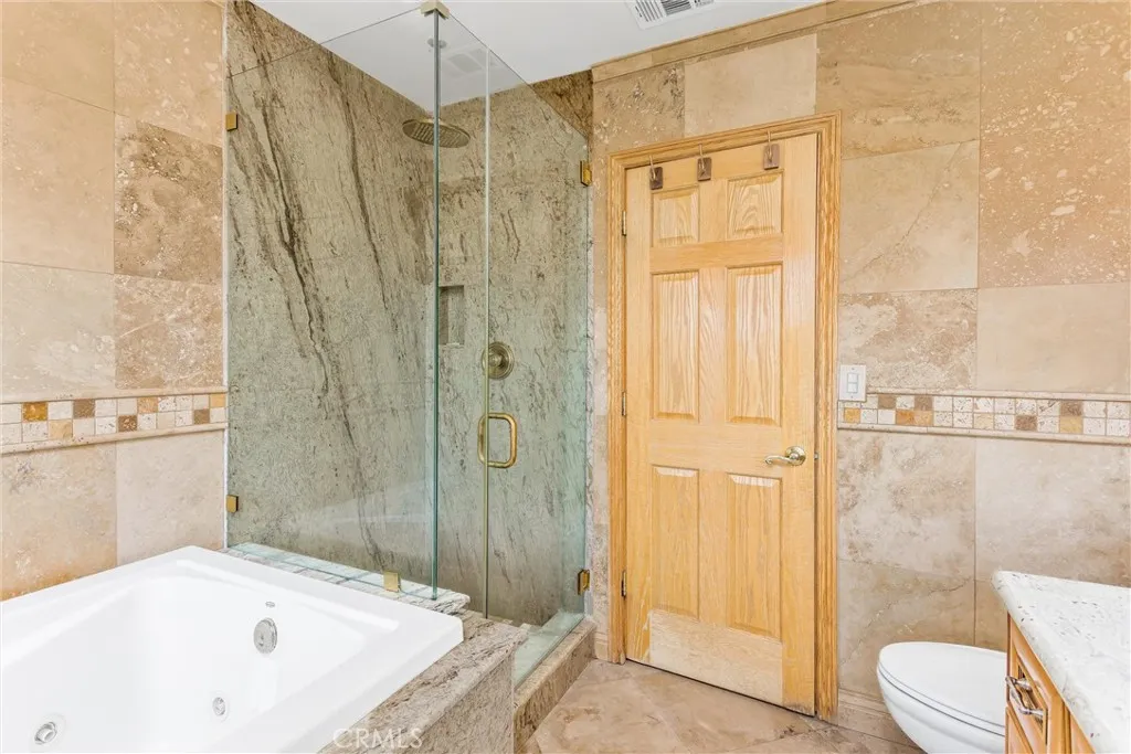 Shared full bath