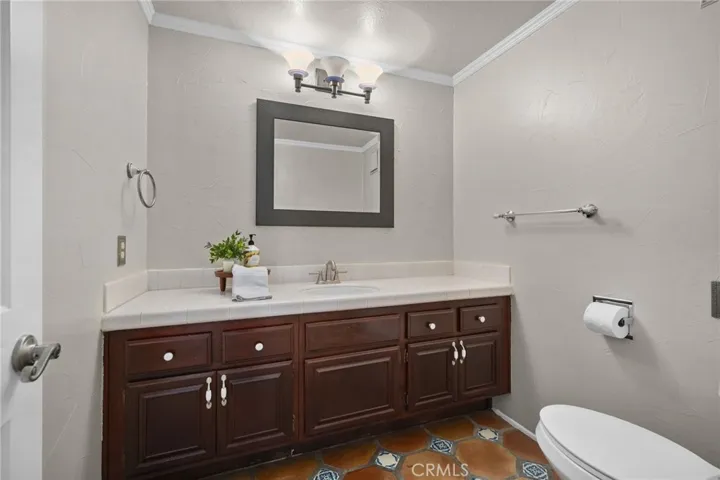 Powder room