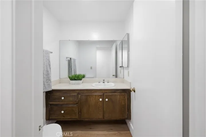 537 Redlands, Claremont, California 91711