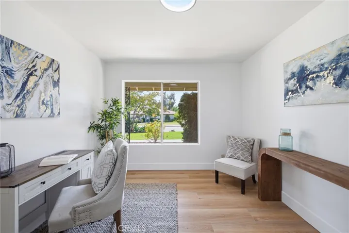 537 Redlands, Claremont, California 91711