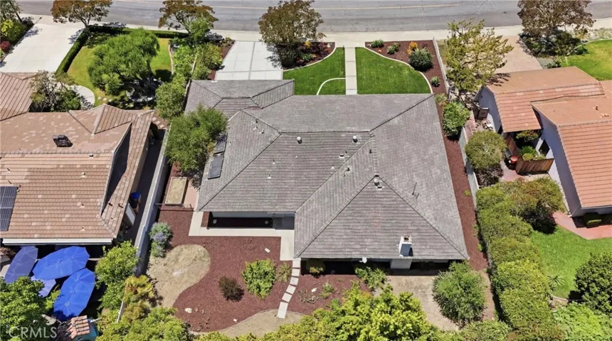 537 Redlands, Claremont, California 91711