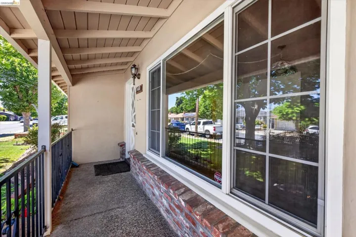 2148 Frederick St, Concord, California 94520 — photo 4