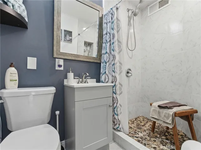22418 Neptune Avenue, Carson, California 90745