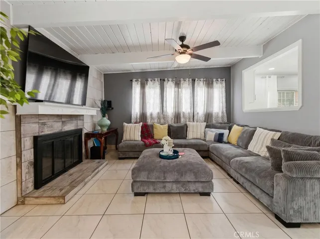 22418 Neptune Avenue, Carson, California 90745
