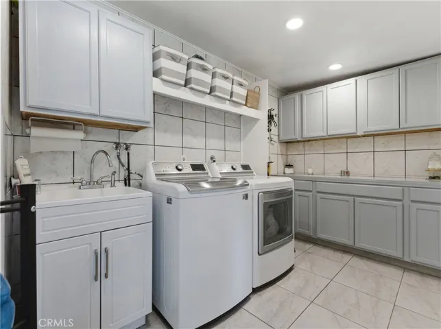22418 Neptune Avenue, Carson, California 90745