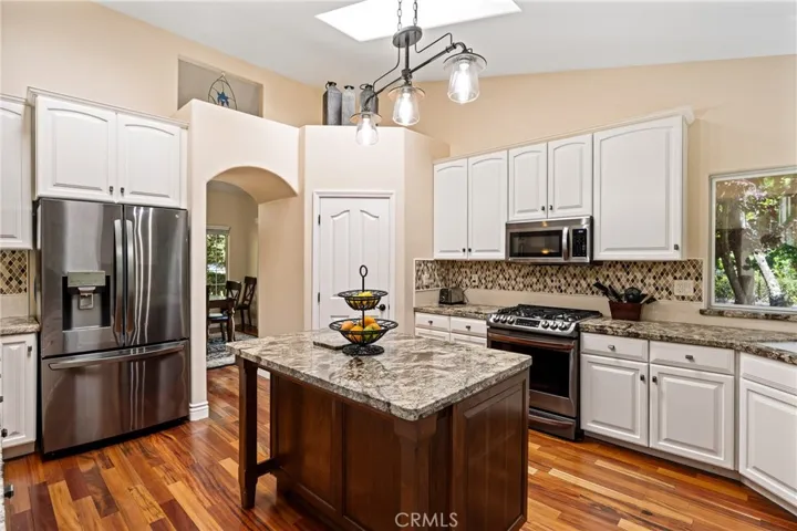 5781 Glenview, San Luis Obispo, California 93401