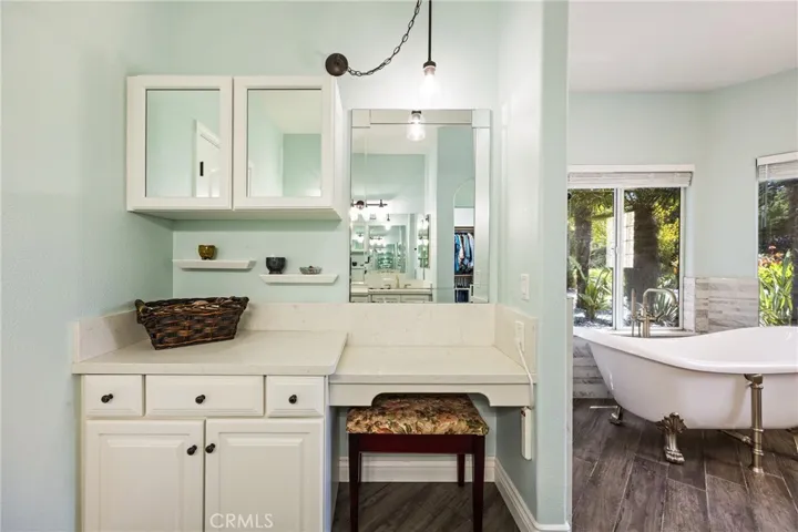 5781 Glenview, San Luis Obispo, California 93401