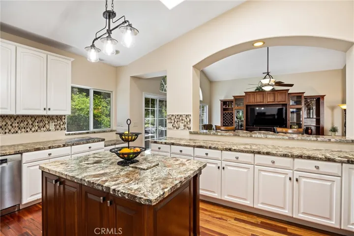 5781 Glenview, San Luis Obispo, California 93401