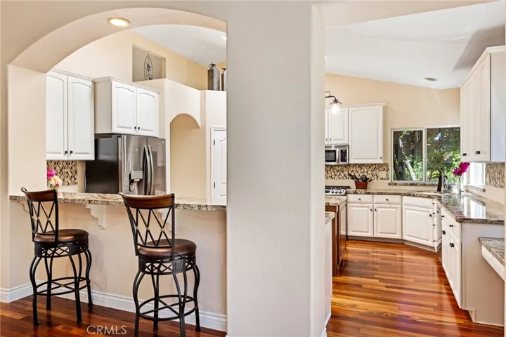 5781 Glenview, San Luis Obispo, California 93401
