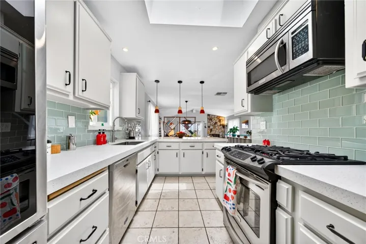 3145 S Kerckhoff, San Pedro, California 90731