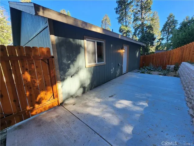 23511 Lake Dr, Crestline, California 92325 — photo 5