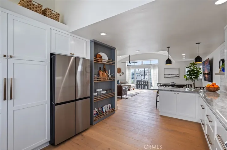 53 15th Street, Hermosa Beach, California 90254