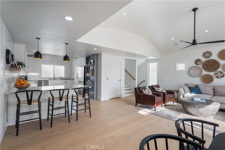 53 15th Street, Hermosa Beach, California 90254