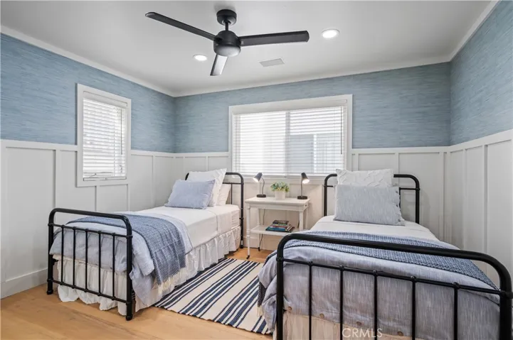 53 15th Street, Hermosa Beach, California 90254