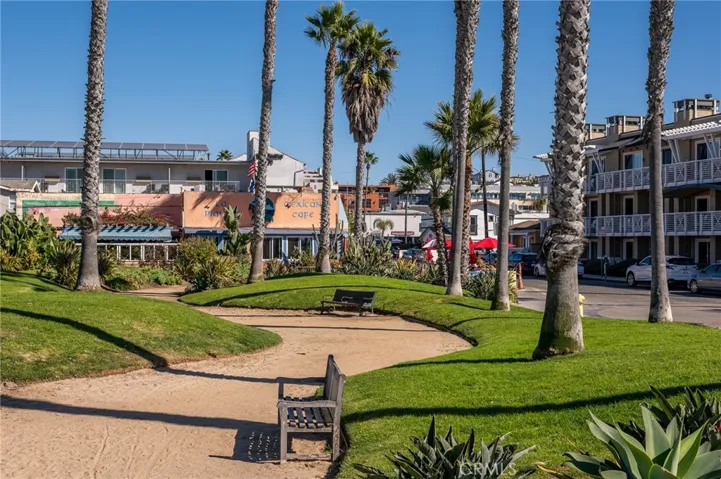 53 15th Street, Hermosa Beach, California 90254