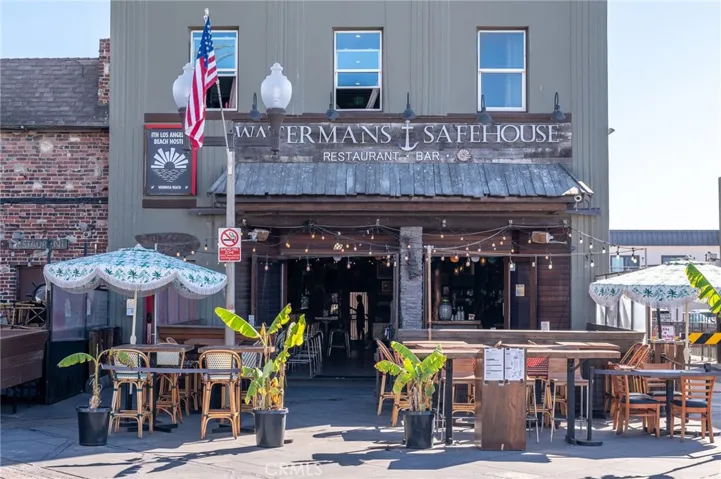 53 15th Street, Hermosa Beach, California 90254