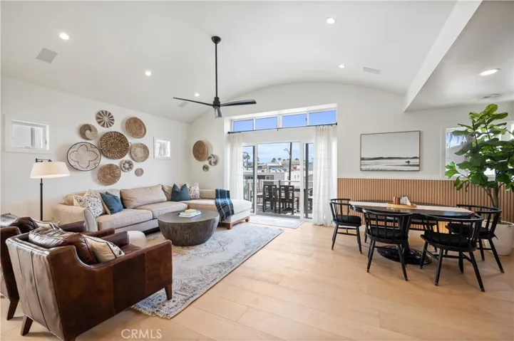 53 15th Street, Hermosa Beach, California 90254