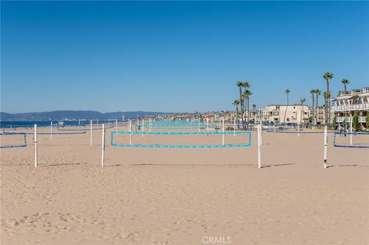 53 15th Street, Hermosa Beach, California 90254