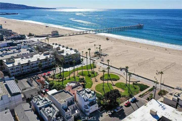 53 15th Street, Hermosa Beach, California 90254