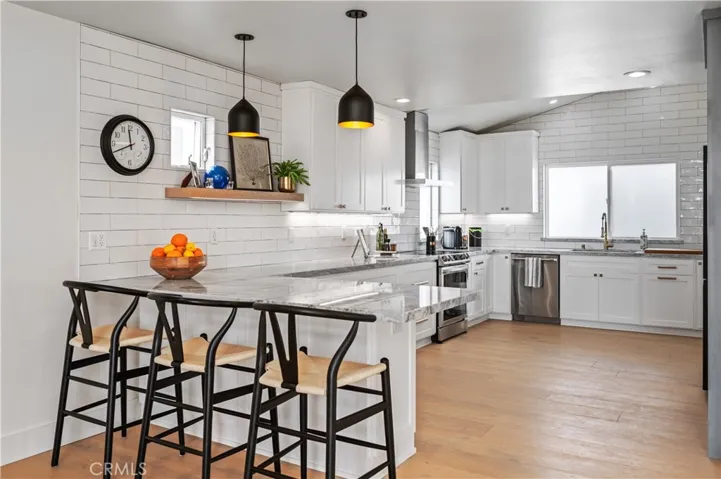 53 15th Street, Hermosa Beach, California 90254