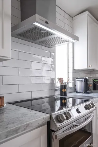 53 15th Street, Hermosa Beach, California 90254