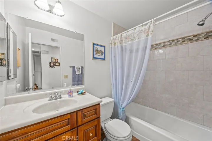 1171 Canyon View Lane, Colton, California 92324