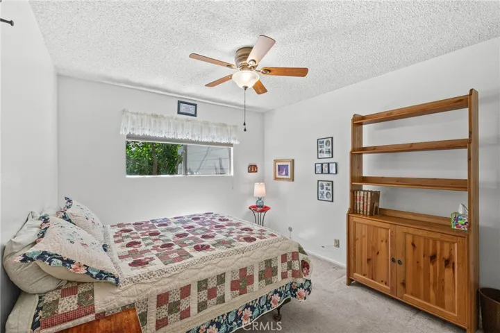 1171 Canyon View Lane, Colton, California 92324