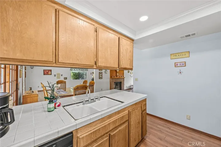 1171 Canyon View Lane, Colton, California 92324