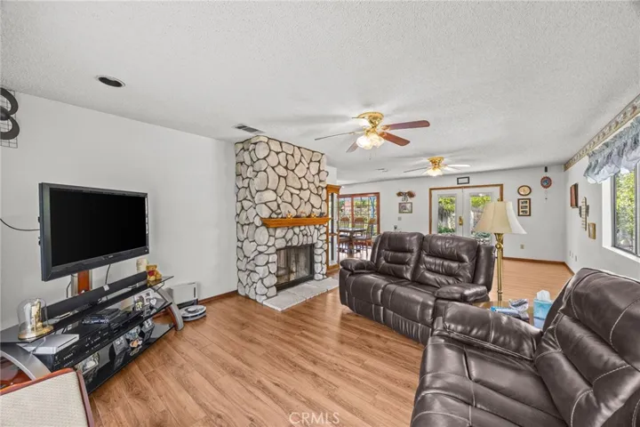 1171 Canyon View Lane, Colton, California 92324