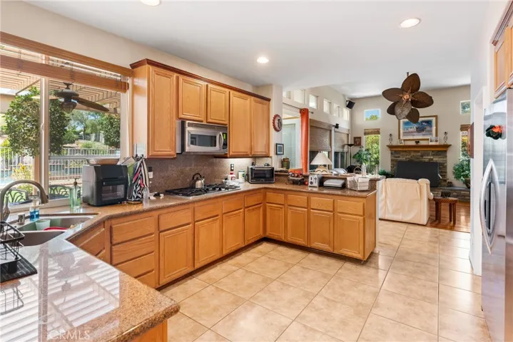 18309 Hollowtree, Riverside, California 92504