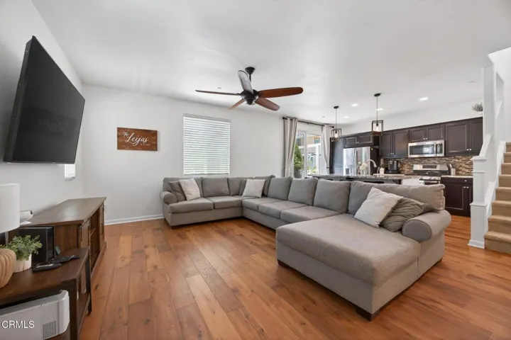 Living room 2