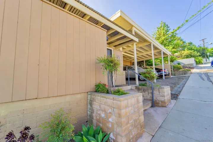 91-7987 Normal Ave, La Mesa, California 91941