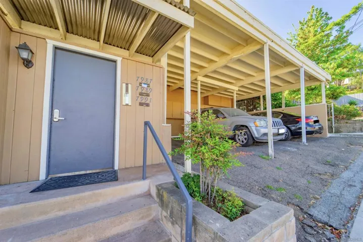 91-7987 Normal Ave, La Mesa, California 91941