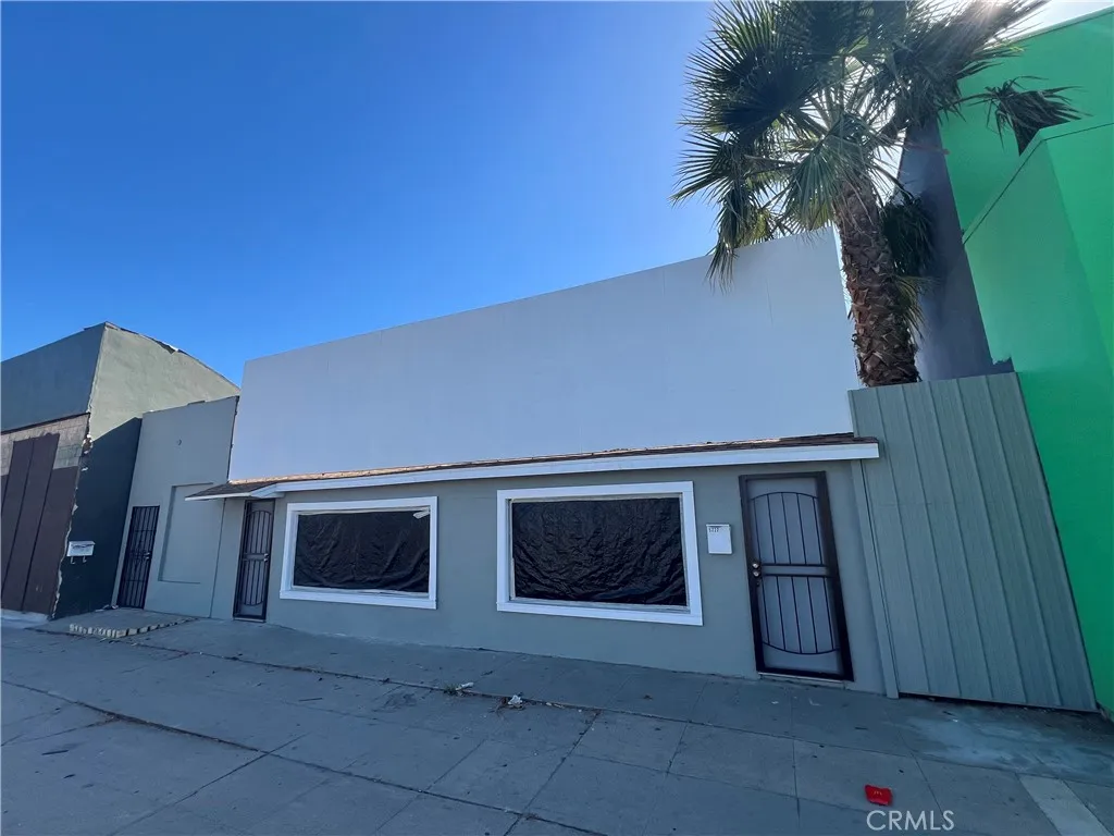 5725 Lankershim, North Hollywood, California 91601 — photo 5