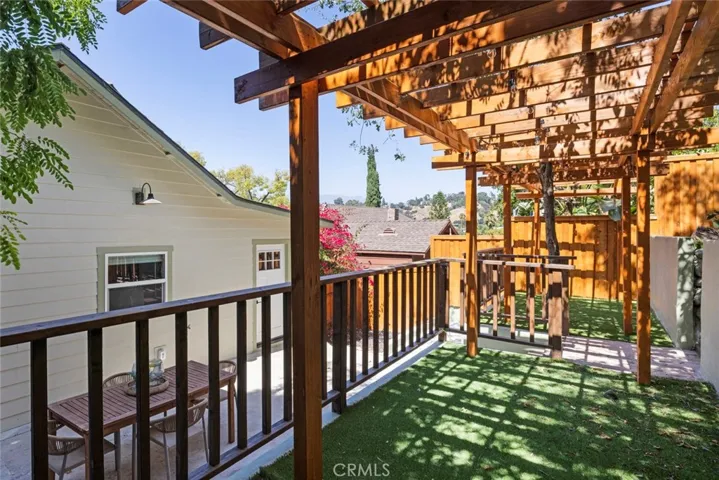 5850 Burwood Ave, Los Angeles, California 90042