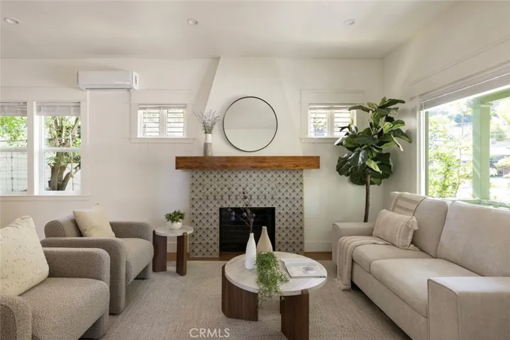 5850 Burwood Ave, Los Angeles, California 90042