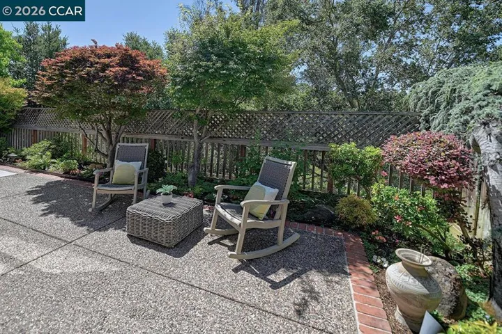1706 Comstock Dr, Walnut Creek, California 94595