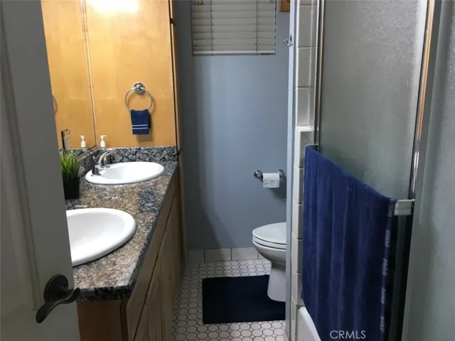 1320 Cedar Street, Santa Monica, California 90405
