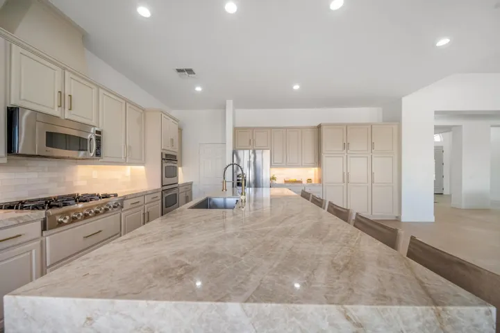80262 amazon ave (5 of 116)