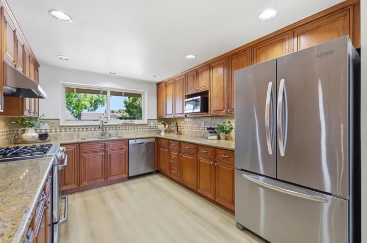453 Taylor Drive, Milpitas, California 95035