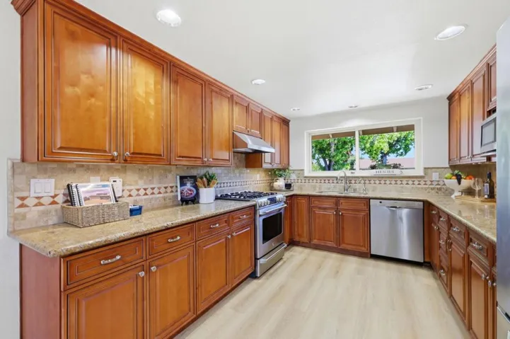 453 Taylor Drive, Milpitas, California 95035
