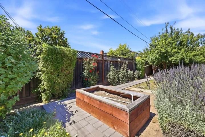 453 Taylor Drive, Milpitas, California 95035