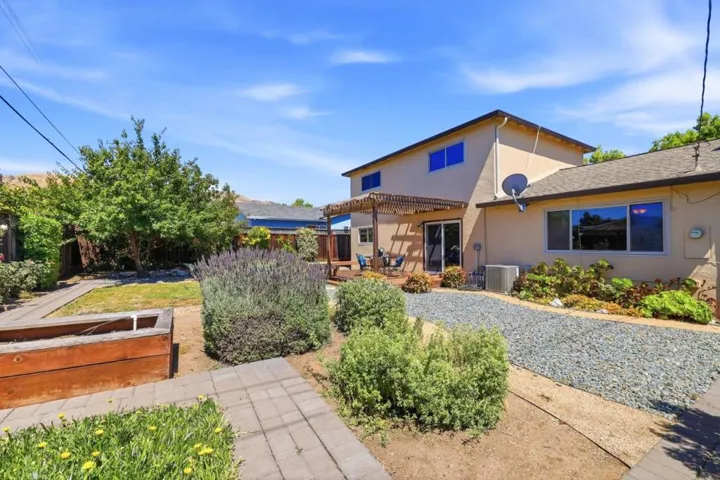 453 Taylor Drive, Milpitas, California 95035