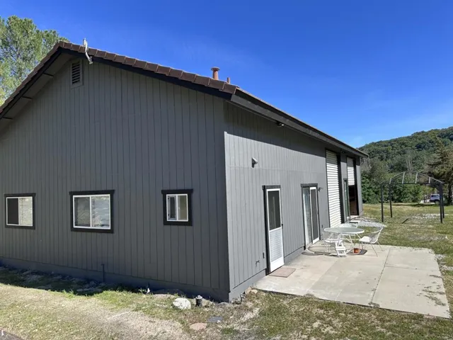 45100 Carmel Valley Road, Greenfield, California 93927