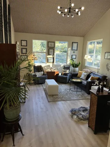 45100 Carmel Valley Road, Greenfield, California 93927
