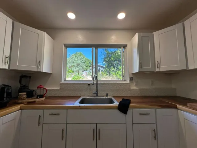 45100 Carmel Valley Road, Greenfield, California 93927