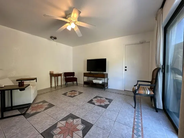 45100 Carmel Valley Road, Greenfield, California 93927