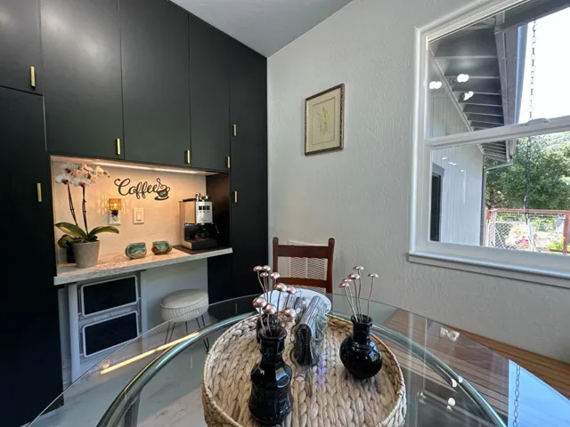 45100 Carmel Valley Road, Greenfield, California 93927