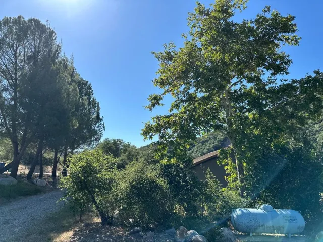 45100 Carmel Valley Road, Greenfield, California 93927