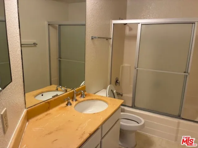 1041 2nd Street 5, Santa Monica, California 90403
